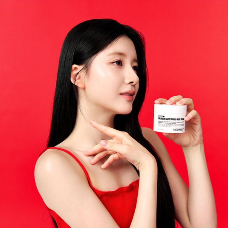 Medi-Peel Collagen Naite Thread Neck Cream (1)