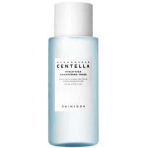 Skin1004 Madagascar Centella Hyalu-Cica Brightening Toner (1)