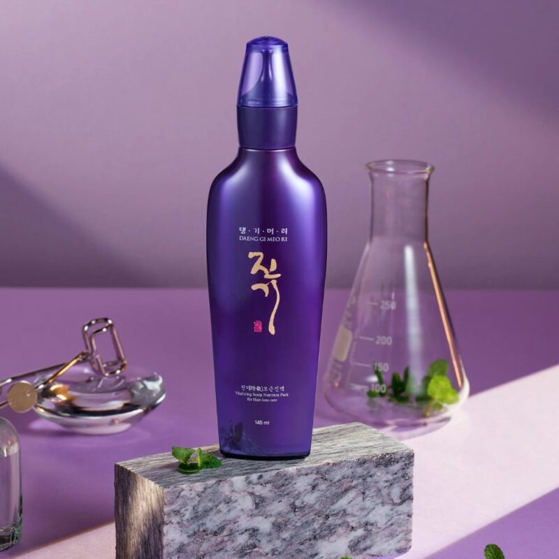 Daeng Gi Meo Ri Vitalizing Scalp Nutrition Pack for Hair-loss care (1)